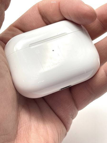 Навушники бездротові Apple AirPods Pro with MagSafe Charging Case White (вживані)