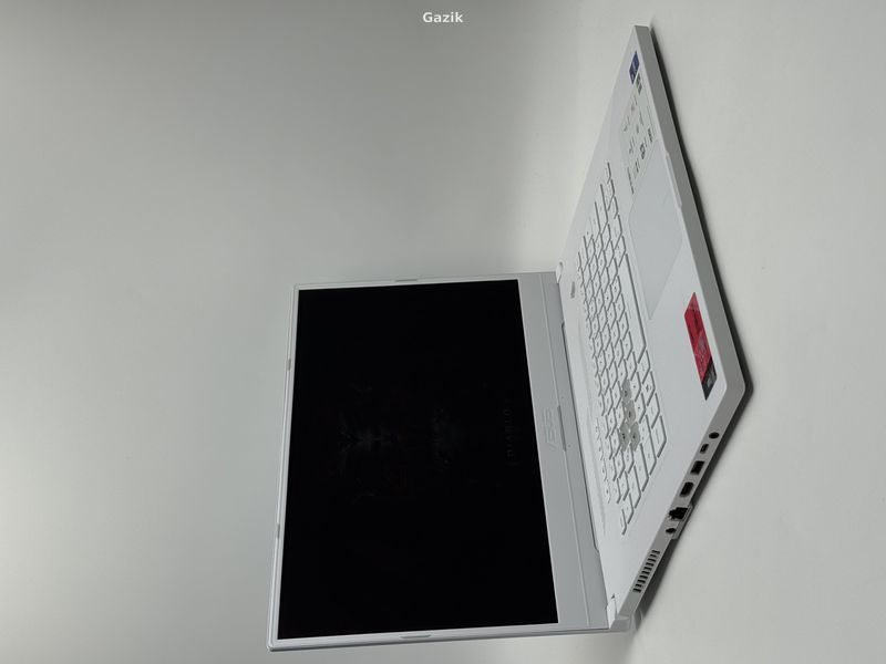 Ігровий ноутбук Asus TUF Dash F15 FX516P IPS (144 Гц) Intel Core i7 (i7-11370H) 16 Гб 512 Гб SSD Клас A (NTB1225220) Б/В