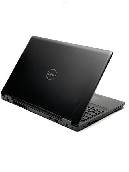 Ноутбук Dell Latitude 5590 IPS Intel Core i5 (i5-7300U) 8 Гб 500 Гб SSD (Вживаний - Клас B)