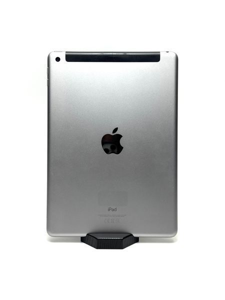 Планшет Apple iPad 6th Space Gray (A1954) 9,7 Retina 128 Гб Wi-Fi + LTE (Вживаний - Клас A-) RNB0325701 фото
