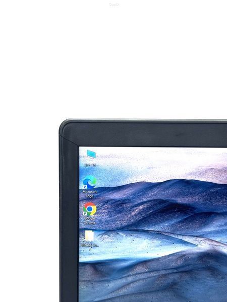 Ноутбук Dell Latitude E5570 IPS Intel Core i5 (i5-6200U) 8 Гб 128 Гб SSD Клас B (NTB0426054) Б/В