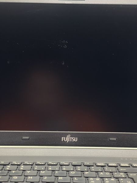 Ноутбук Fujitsu LifeBook E557 IPS Intel Core i5 8 Гб 256 Гб SSD (Вживаний - Клас B) RNB1223144 фото