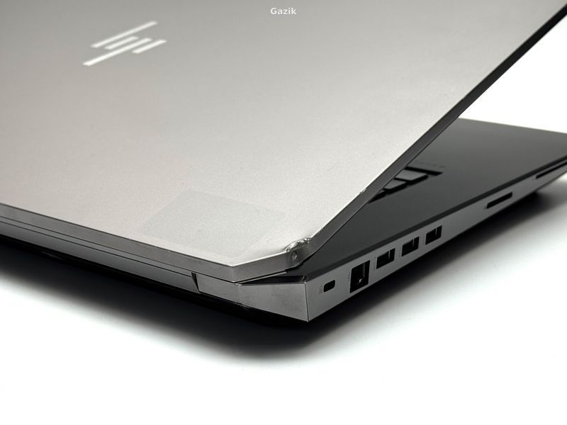 Б/В Ноутбук HP ZBook 17 G5 IPS Intel Core i7 (i7-8850H) 32 Гб 512 Гб SSD Клас B (NTB1025231)