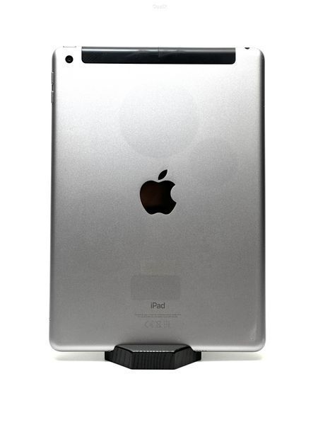 Планшет Apple iPad 6th Space Gray (A1954) 9,7 Retina 128 Гб Wi-Fi + LTE (Вживаний - Клас B) RNB0325639 фото