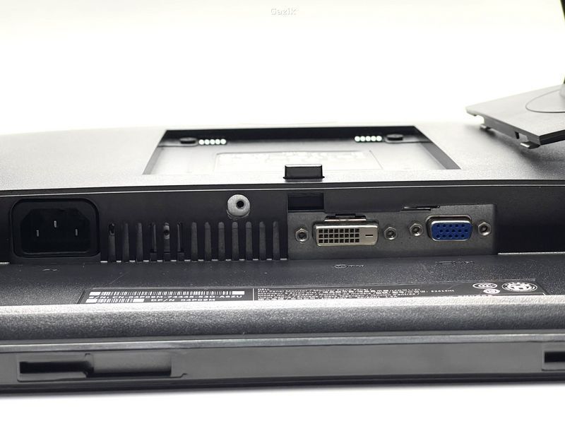Монітор Dell E2414Ht 24" TN (Вживаний - Клас A-)