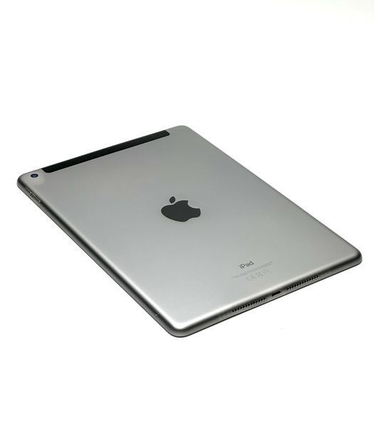 Планшет Apple iPad 6th Space Gray (A1954) 9,7 Retina 128 Гб Wi-Fi + LTE (Вживаний - Клас A-) RNB0325641 фото