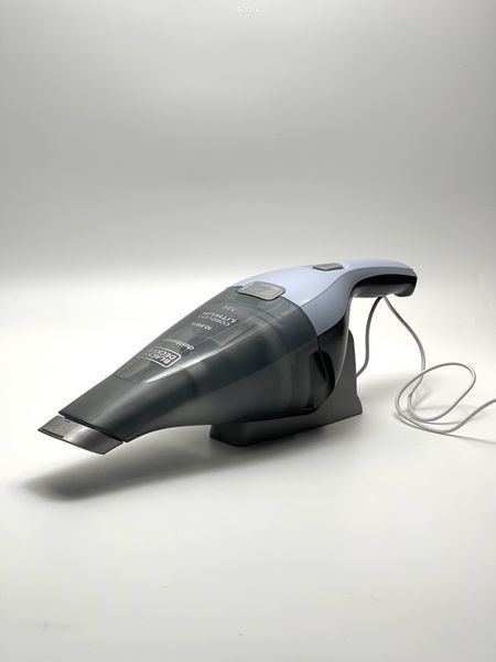 Акумуляторний пилосос Black&Decker Dustbuster NVC215W (вживаний)