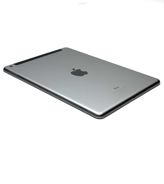 Планшет Apple iPad 6th Space Gray (A1954) 9,7 Retina 128 Гб Wi-Fi + LTE (Вживаний - Клас A-)