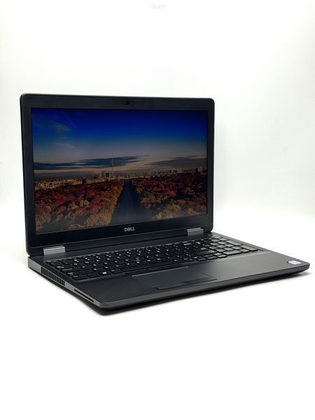 Ноутбук Dell Latitude E5570 IPS Intel Core i5 (i5-6200U) 8 Гб 128 Гб SSD Клас A- (NTB0925514) Б/В