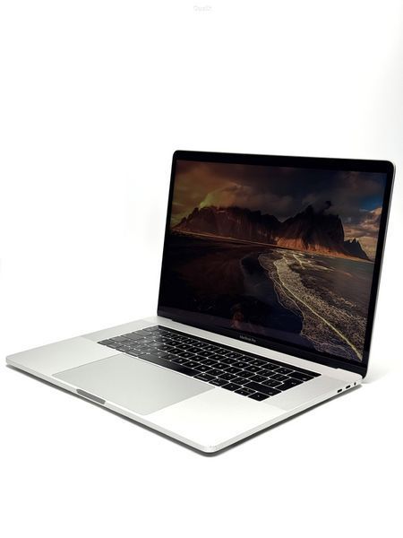 Ноутбук Apple MacBook Pro A1990 Retina Intel Core i7 (i7-8750H) 16 Гб 512 Гб SSD Клас A- (GNB1225005) Б/В