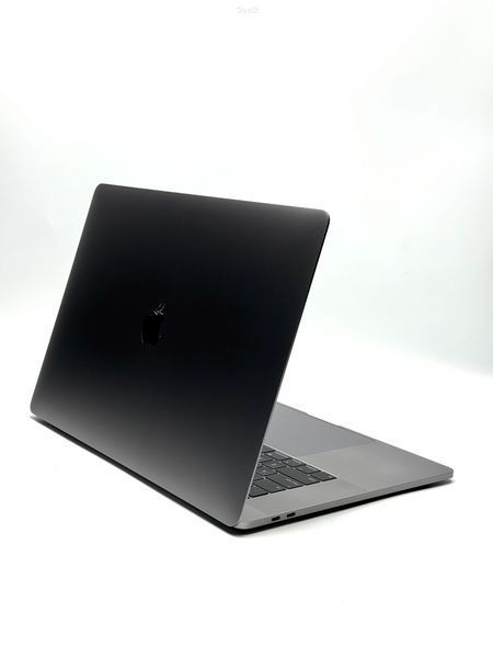 Ноутбук Apple MacBook Pro A1990 Retina Intel Core i7 (i7-9750H) 16 Гб 512 Гб SSD Клас A- (GNB1225046) Б/В GNB1225046 фото