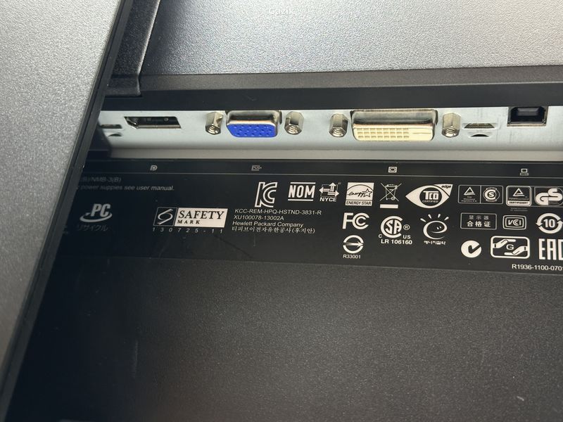 Монітор HP EliteDisplay	E271i 27" IPS (Вживаний - Клас A-)