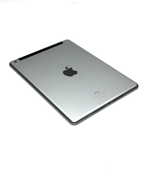 Планшет Apple iPad 6th Space Gray (A1954) 9,7 Retina 128 Гб Wi-Fi + LTE (Вживаний - Клас A-)