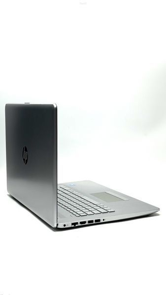 Ноутбук HP 17-by4013dx TN Intel Core i3 (i3-1115G4) 16 Гб 256 Гб SSD Клас B (NTB1225139) Б/В