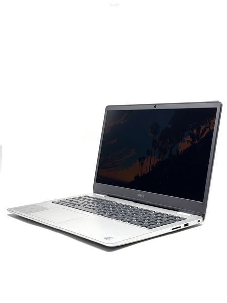 Ноутбук Dell Inspiron 15 5593 IPS Intel Core i5 (i5-1035G1) 8 Гб 256 Гб SSD (Вживаний - Клас A-)