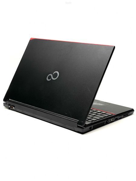 Ноутбук Fujitsu LifeBook E557 IPS Intel Core i5 (i5-7200U) 8 Гб 256 Гб SSD (Вживаний - Клас B)