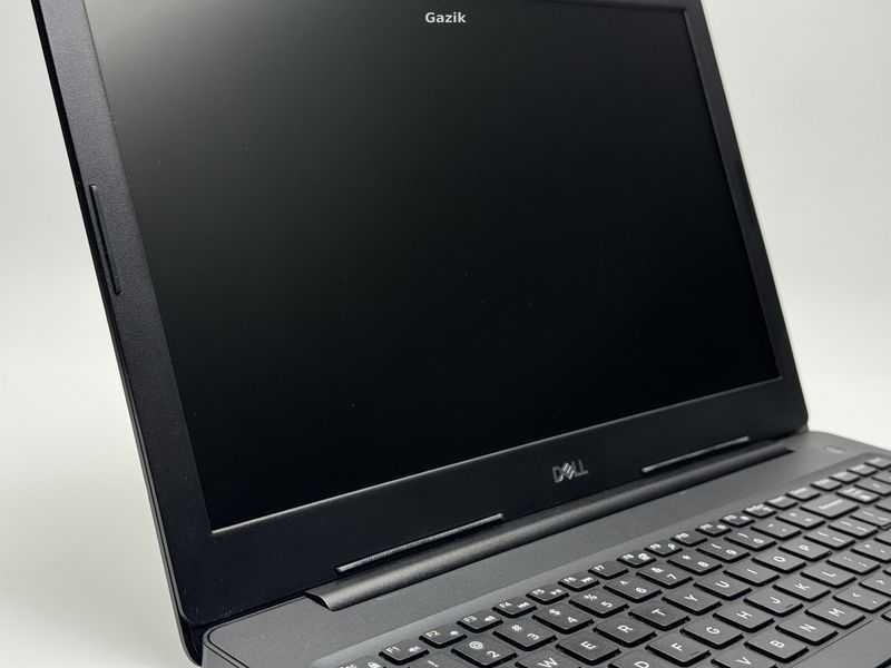 Ноутбук Dell Latitude 3590 TN Intel Core i5 (i5-8250U) 8 Гб 256 Гб SSD Клас B (NTB1125357) Б/В