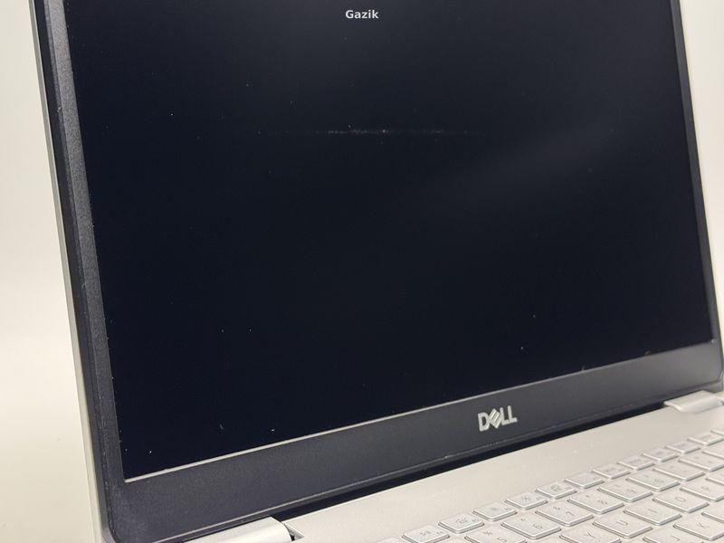 Ноутбук Dell Inspiron 15 5584 Multitouch Intel Core i5 (i5-8265U) 8 Гб 256 Гб SSD (Вживаний - Клас B)