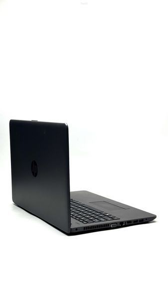 Ноутбук HP 255 G6 TN AMD A-Series (A6-9220) 8 Гб 256 Гб SSD Клас A- (NTB0426095) Б/В