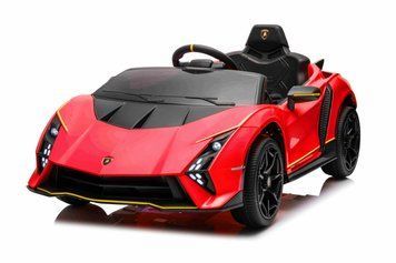 Червоний автомобіль Lamborghini Invincible