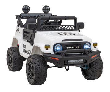 Toyota FJ Cruiser Білий