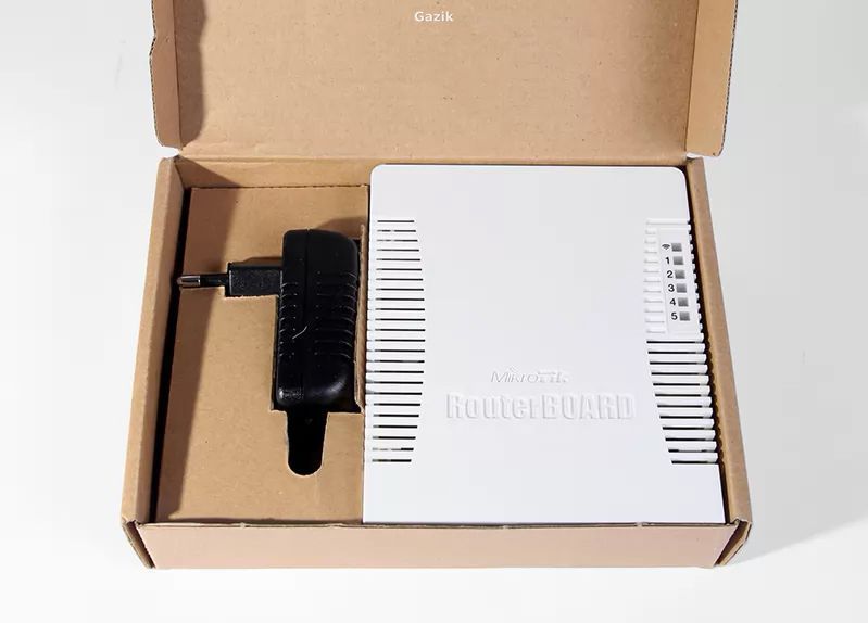 Маршрутизатор MikroTik RB951Ui-2HnD 10000136 фото