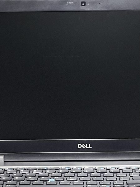 Ноутбук Dell Latitude 5590 TN Intel Core i5 (i5-8250U) 8 Гб 256 Гб SSD (Вживаний - Клас B)