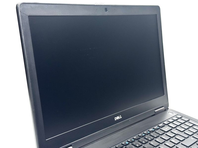 Ноутбук Dell Latitude E5570 IPS Intel Core i5 (i5-6200U) 8 Гб 128 Гб SSD Клас A- (NTB0426048) Б/В