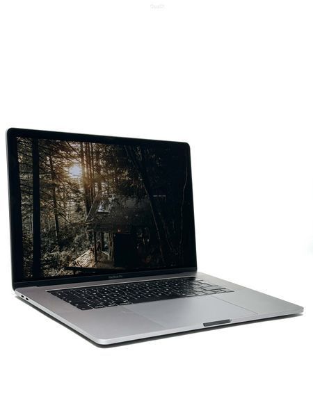 Ноутбук Apple MacBook Pro A1990 Retina Intel Core i7 (i7-9750H) 32 Гб 1 Тб SSD Клас A- (GNB1225047) Б/В