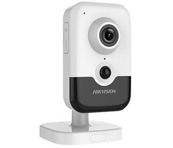 2МП IP Hikvision з PIR датчиком DS-2CD2421G0-I (2.8мм)