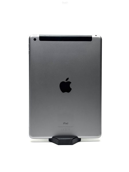 Планшет Apple iPad 6th Space Gray (A1954) 9,7 Retina 128 Гб Wi-Fi + LTE (Вживаний - Клас B)